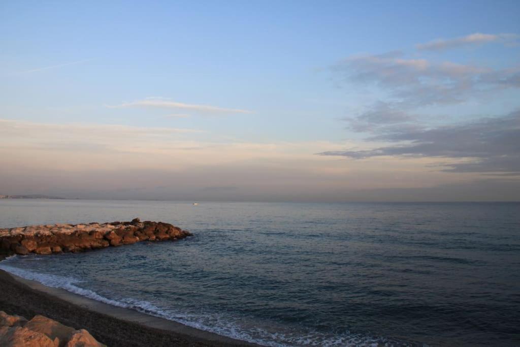 Appart Dans Maison 2 Km De La Plage Villeneuve-Loubet Bagian luar foto